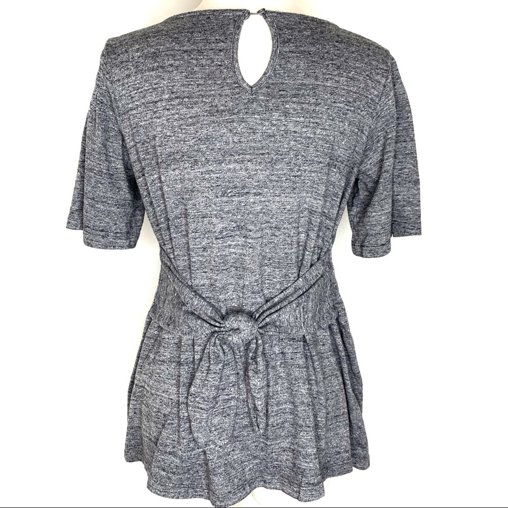 JESSICA SIMPSON Woman’s Maternity Belted Top